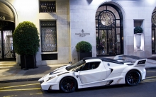  Ferrari Enzo     "Four Seasons Hotel"